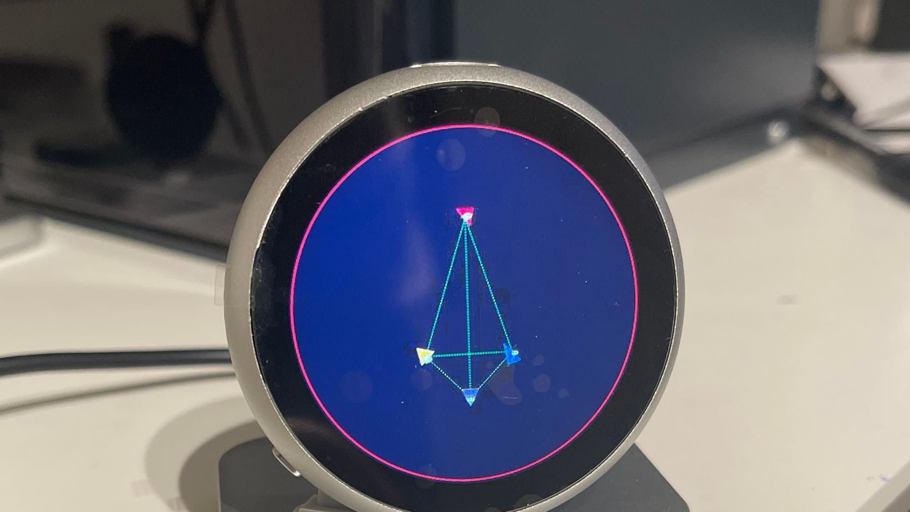 Q7 Entity Display Scope Miniaturized by Bård Ionson